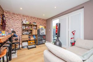 Photo 21- click for photo gallery